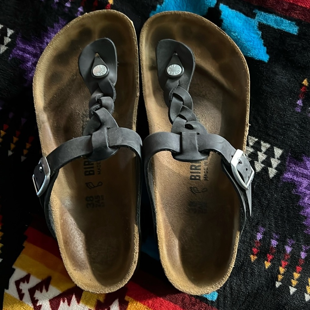 Birkenstocks with braid in black, women’s size 8 or 38. Great condition.